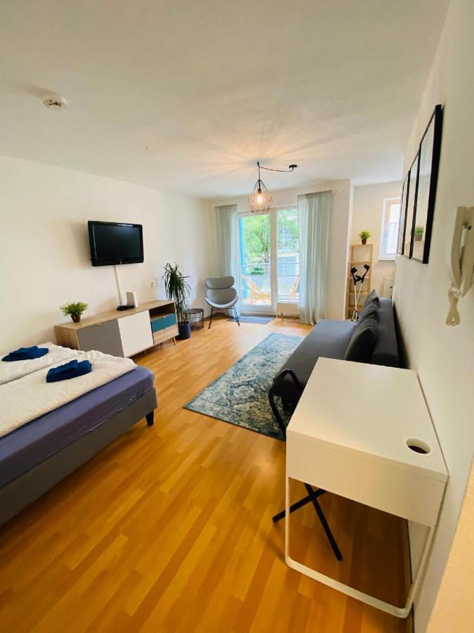 Outletcity Apartment Ferienwohnung Metzingen Metzingen  Kültér fotó