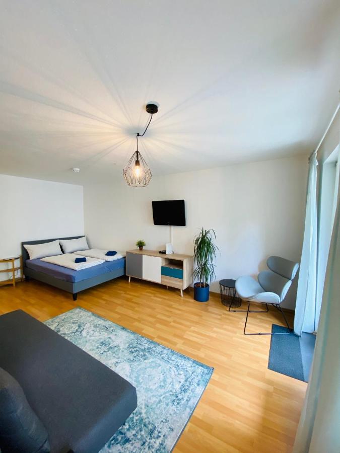 Outletcity Apartment Ferienwohnung Metzingen Metzingen  Kültér fotó