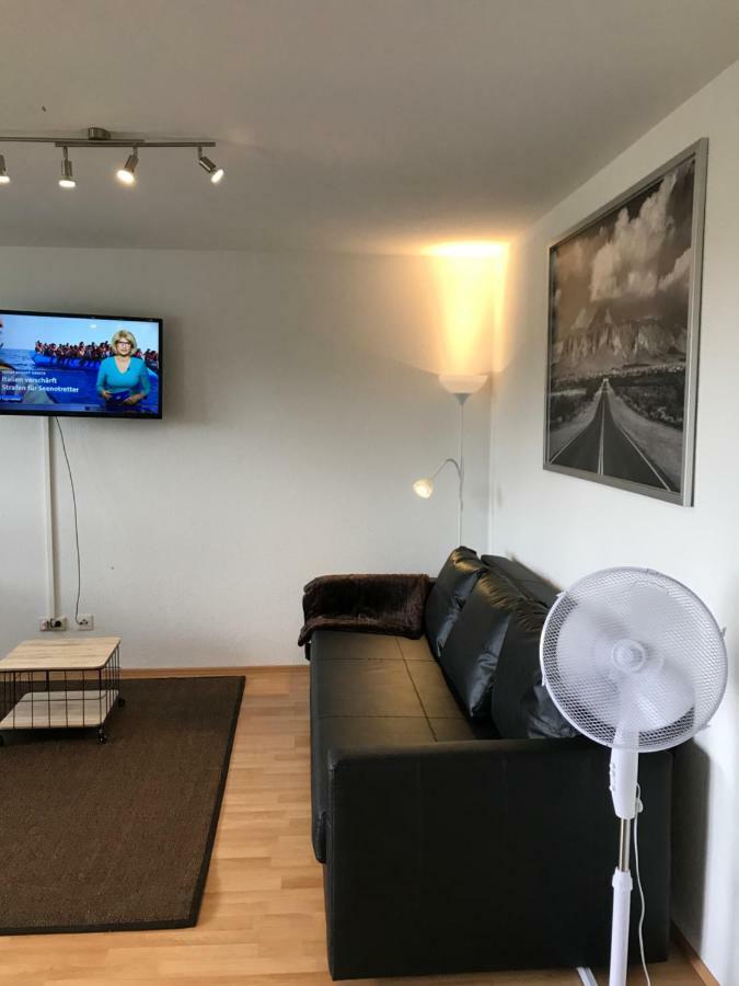 Outletcity Apartment Ferienwohnung Metzingen Metzingen  Kültér fotó