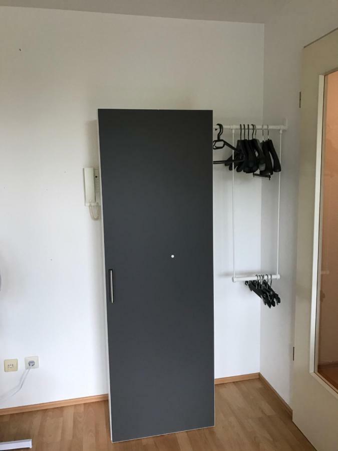 Outletcity Apartment Ferienwohnung Metzingen Metzingen  Kültér fotó